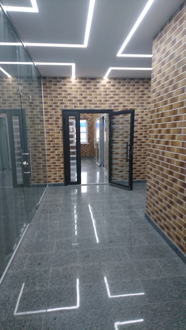 Оренда студії 37 м², Центральна вул., 21