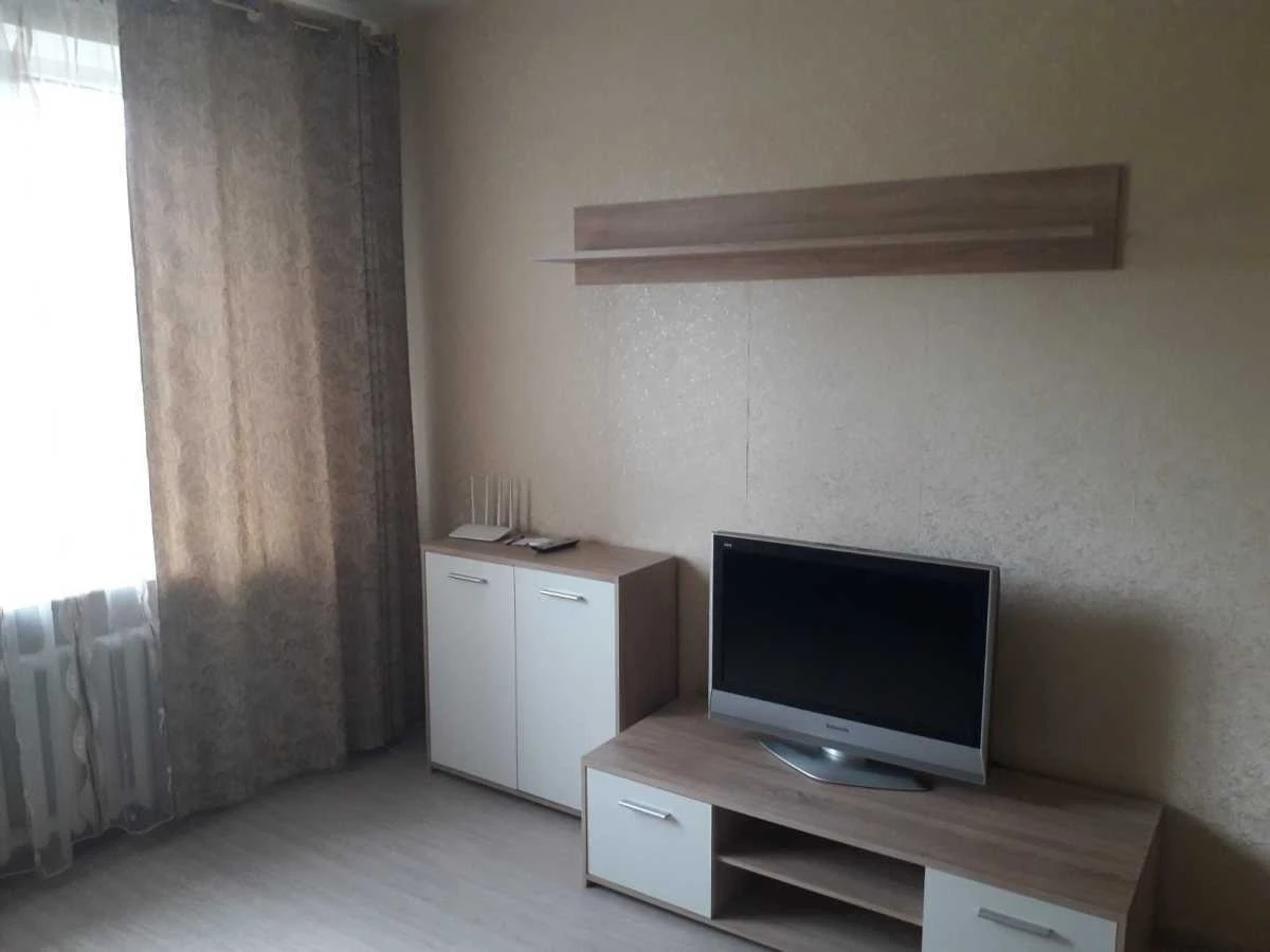 Оренда 1-кімнатної квартири 44 м², Старонаводницька вул., 8А