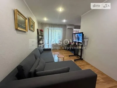 Продажа 3к квартиры 56 кв. м на спуск Печерский 15 • ID 3476