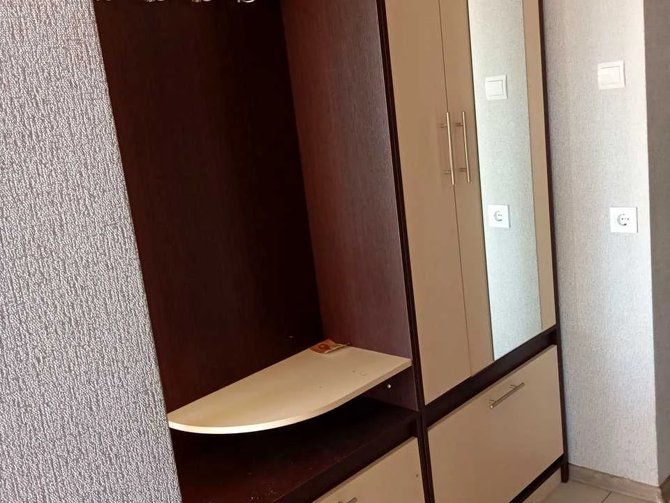 Apartment. Kyiv, Red Kalina Avenue.
