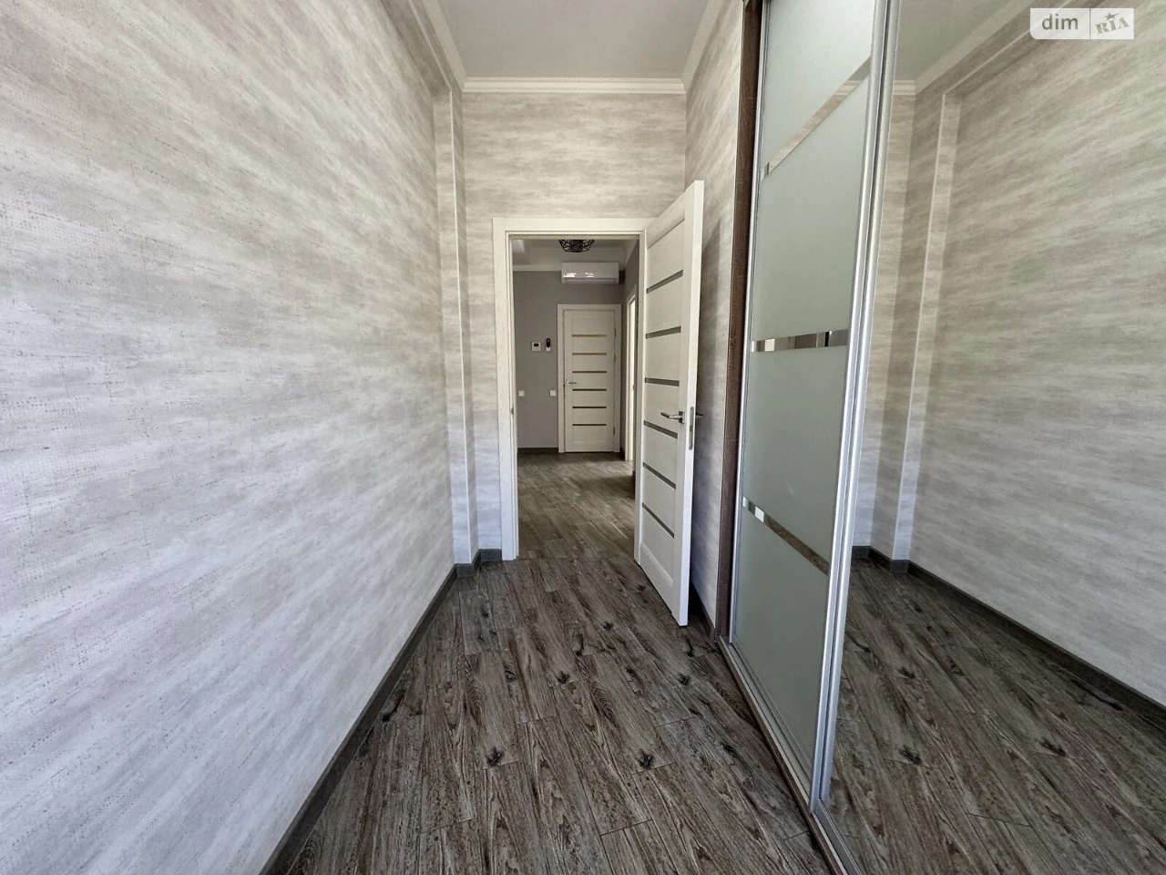 Продаж Дім Совіньйон