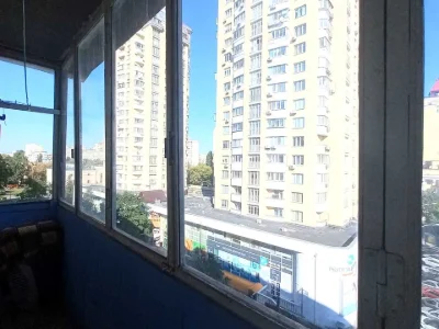 Квартира. Киев, Макриевская ул.