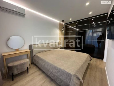 Long-Term Rental Apartment Holosiiv