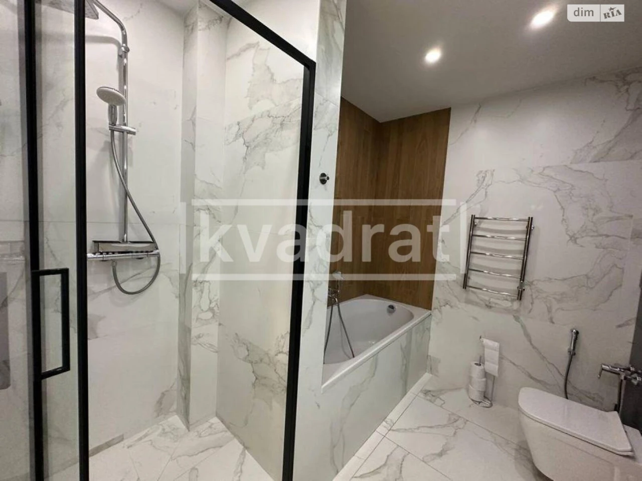 Long-Term Rental Apartment Holosiiv