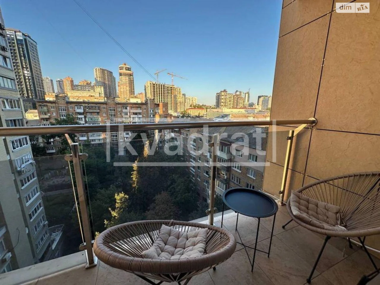 Long-Term Rental Apartment Holosiiv