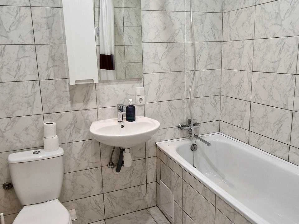 One-room apartment. Kyiv, Boris Hmyri Street.