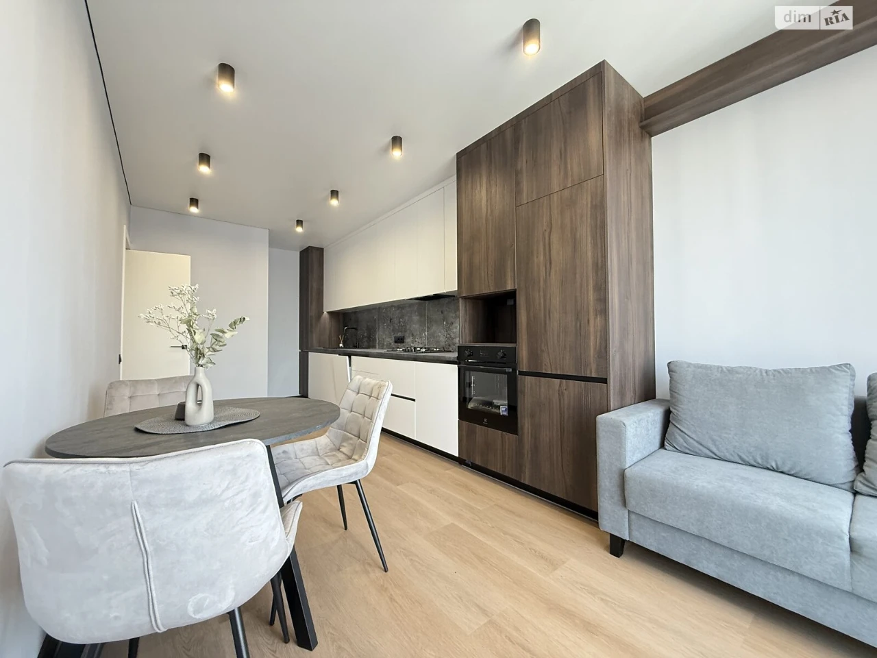 Продаж Квартира Південний
