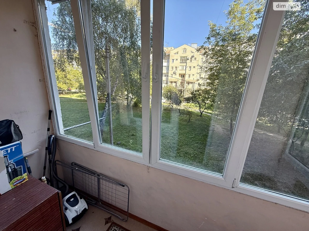 Sale of Apartment Near the Estate