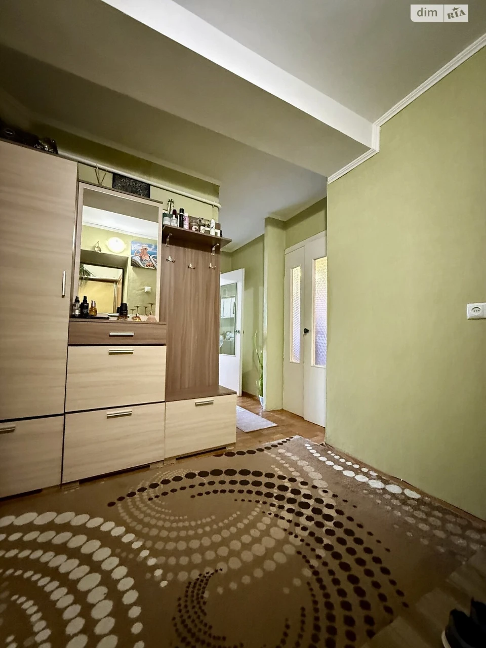 Sale of Apartment Near the Estate