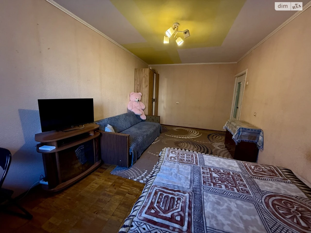 Sale of Apartment Near the Estate