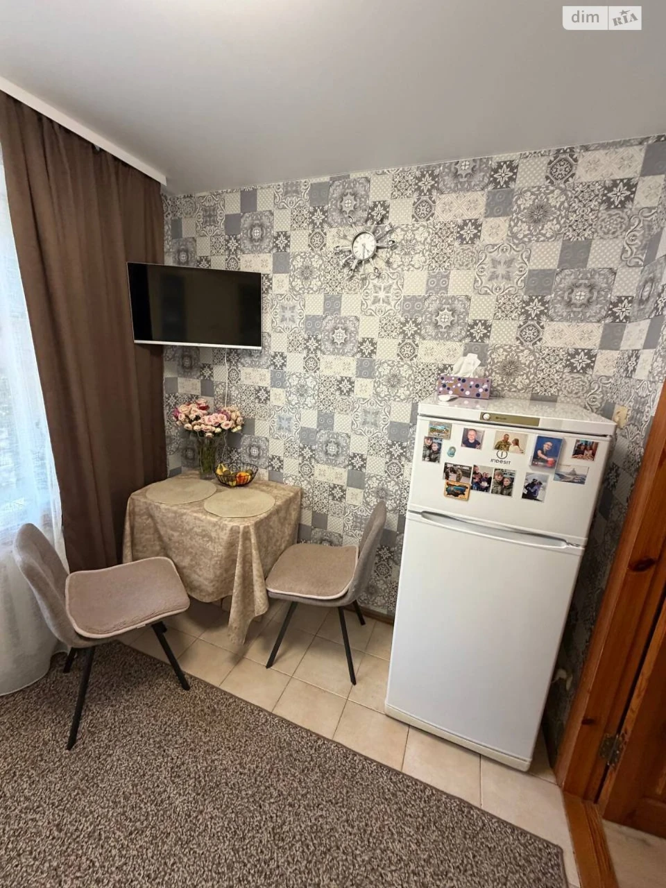 Apartment for Sale, Exhibition