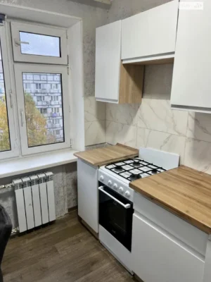 Довгострокова Оренда Квартира Червоний Камінь