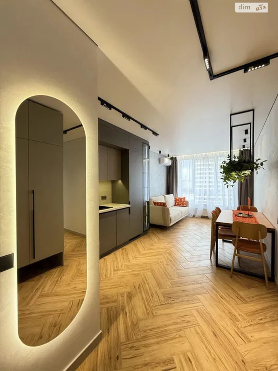 Sale Apartment Podilskyi