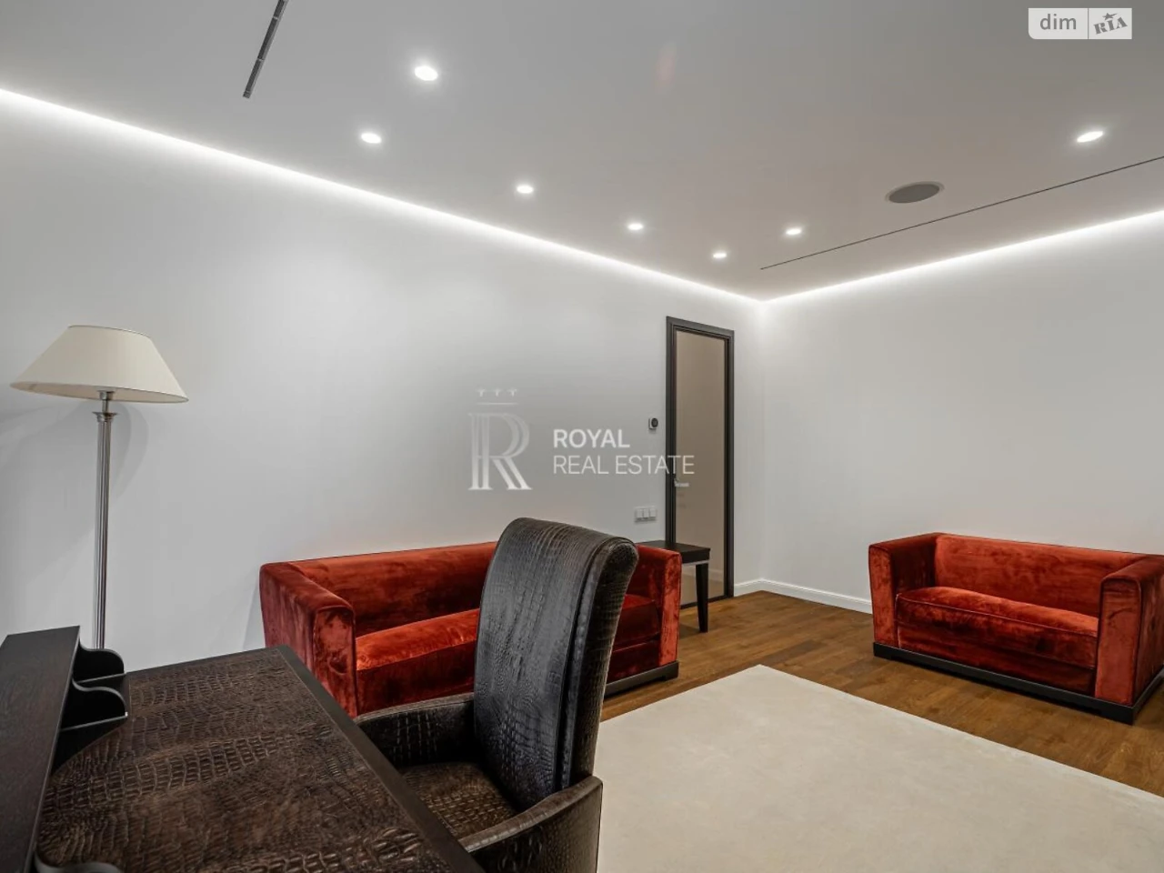 Long-Term Rental Townhouse in Pecers'kyy District