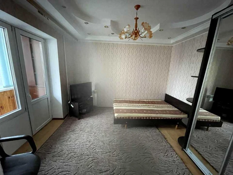Квартира. Київ, Леся Курбаса просп.