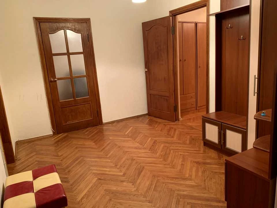 Квартира. Миропільська вулиця, Київ.