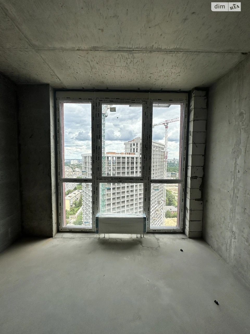 Sale Apartment Podilsky