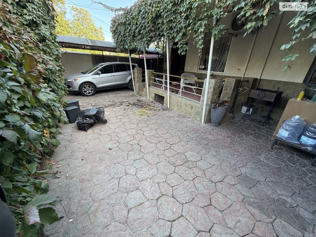 Part of a house for sale in Arcadia