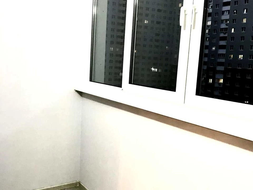 Apartment. Kyiv, Baltiysky Prospect.