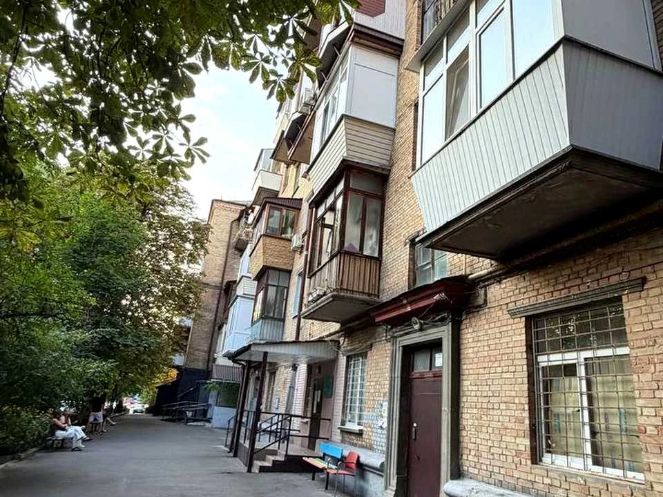 Квартира. Київ, Миколи Міхновського бульв.