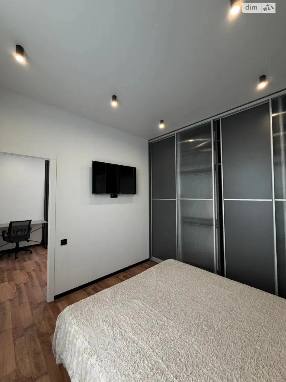 Sale Apartment Шевchenkivsky