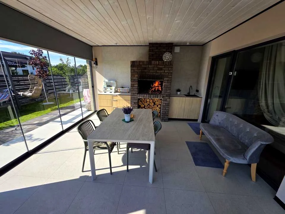 Будинок. Рівне, Вишнева вул.