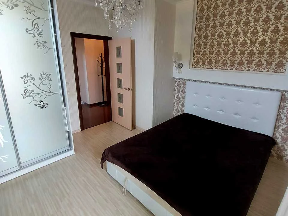 Квартира. Київ, Регенераторна вул.