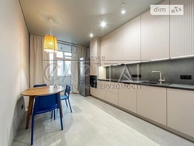 Продаж 1к квартири 53 кв. м на просп. Берестейський 11 • ID