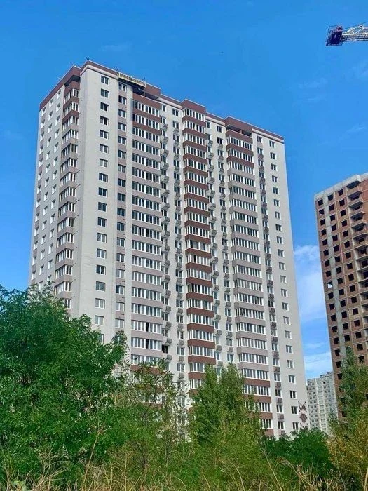Продаж 2К «Патріотика» Будинок «Збараж». Софії Русової 7-В.