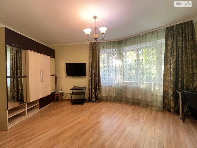 Sale One-Room Apartment in the Center