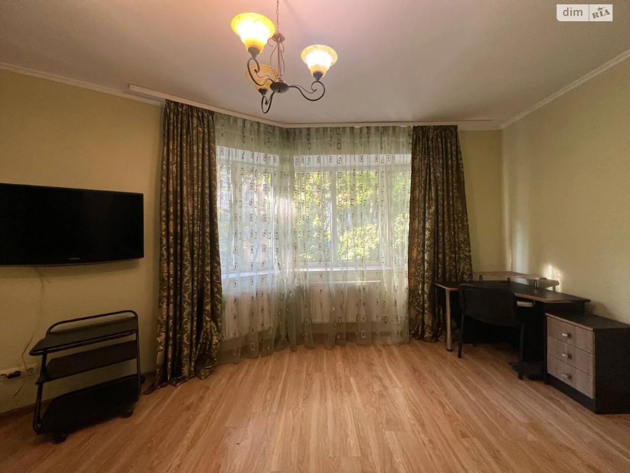 Sale One-Room Apartment in the Center