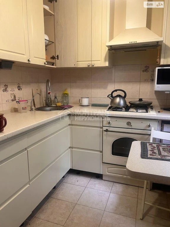 Apartment for Sale: New House