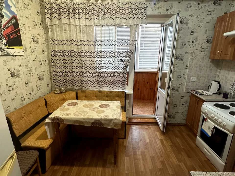 Квартира. Київ, Червоної Калини просп.