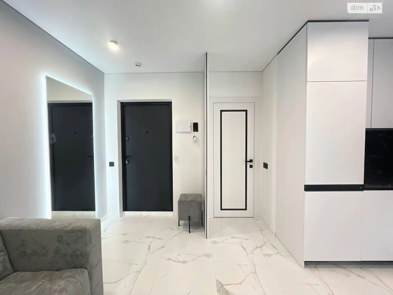 Apartment for Sale: Княгинин