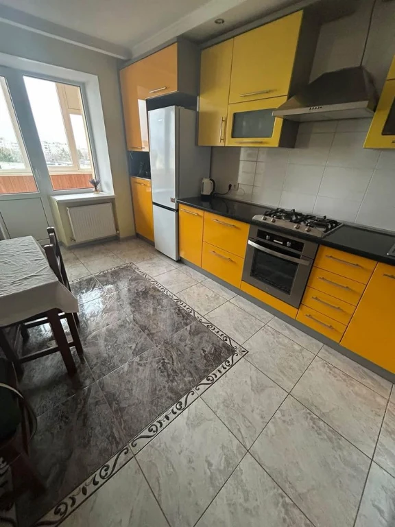 Sale at St. O. Dovzhenka, 3 rooms, 87 sq.m, $98,000