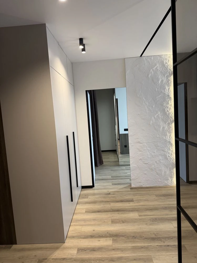Дизайнерська 2к Озерна(Агора) 73м2 у продажі