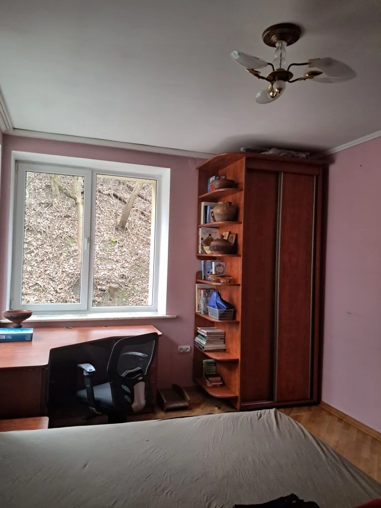 Продаж 2 кім квартири по вул Г. Грицая (Зелена)