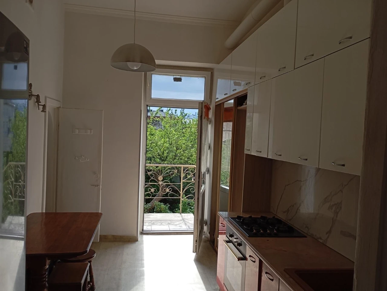 Продаж 3-к.кв.в будинку особн. типу на Високому Замку