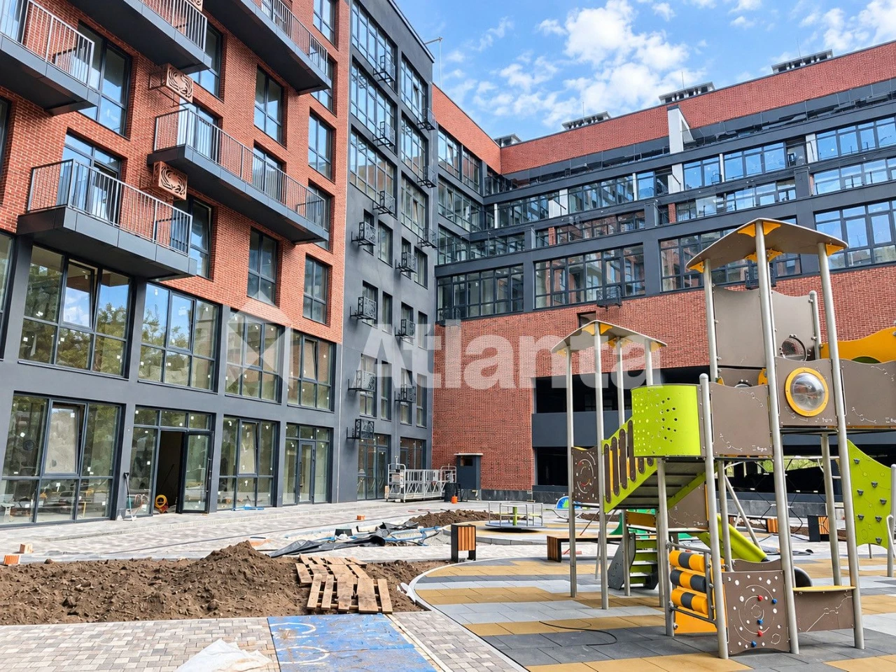Продаж двокімнатної квартири в  ЖК бізнес-класу "Auroom Sola