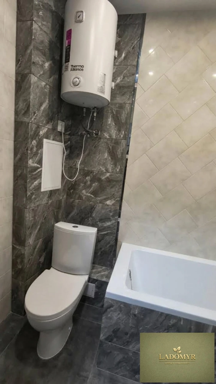 Продаж / Квартира / вул. Дубенська, Боярка, Рівне