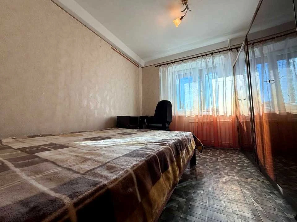 Apartment. Kyiv, Levka Luk’yanyka St.