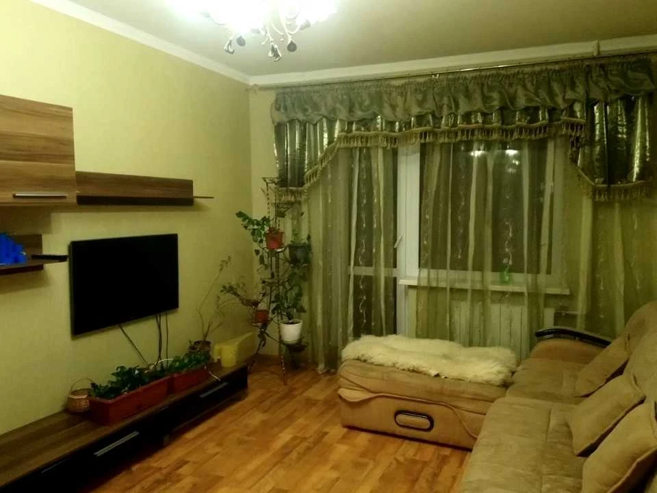 Квартира. Київ, Ніжинська вул.