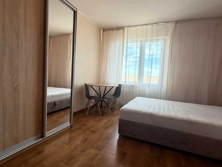 Apartment. Kyiv, Revutsky Street.