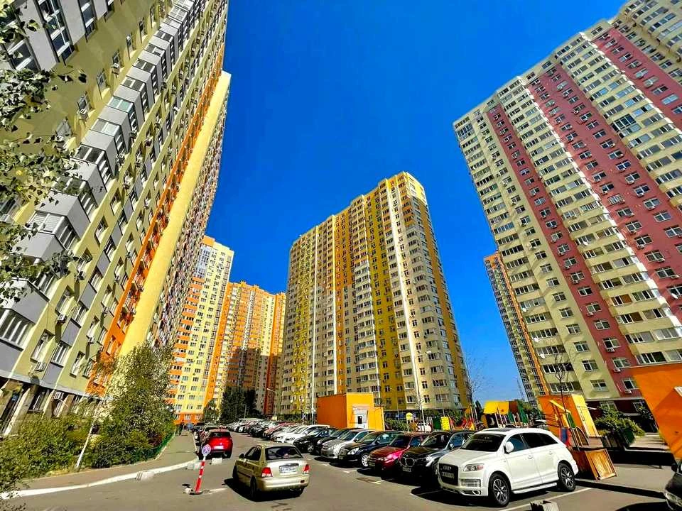 Квартира. Київ, Петра Калнишевського вул.