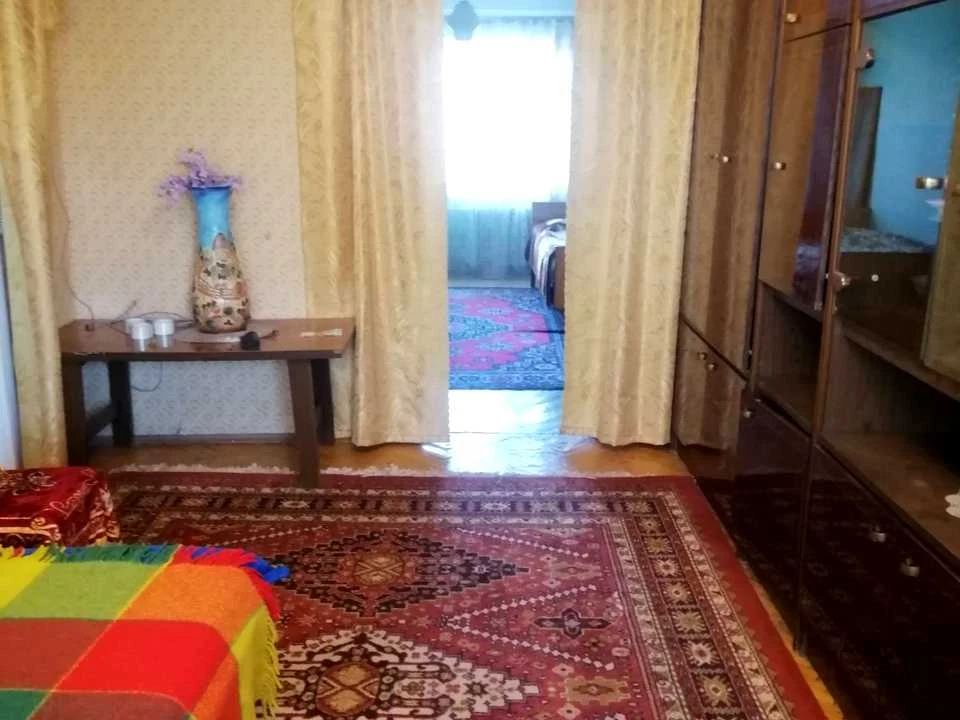 Квартира. Київ, Івана Микитенка вул.