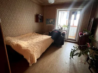 Квартира. Київ, Милославська вул.