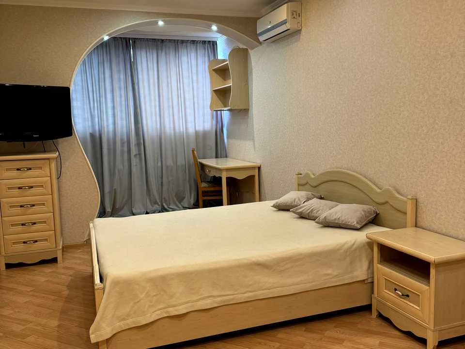 Квартира. Київ, Олега Мудрака вул.