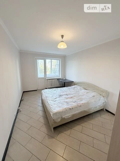 Sale of a 3-room apartment 70 sq. m on Volodymyr Iasiuk Avenue 27A