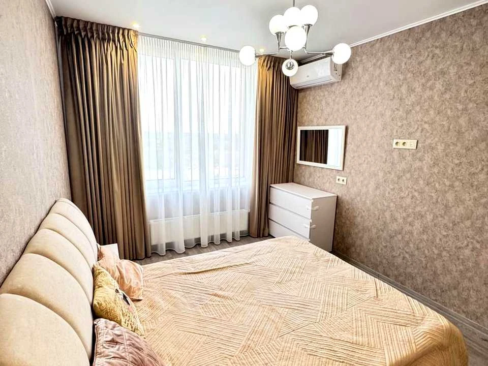 Квартира. Київ, Івана Виговського вул.