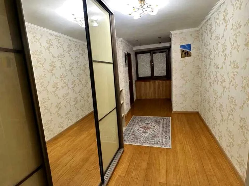 Apartment. Kyiv, Petro Bolbochano Street